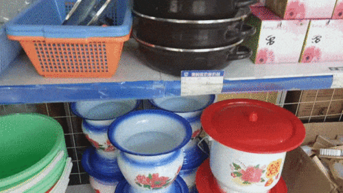 百年老店里的海派記憶 搪瓷臉盆、搓衣板與消失的日常